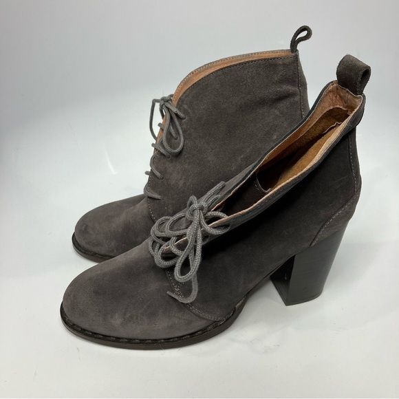 Seychelles Anthropologie Brand gray suede leather heel lace up booties size 9.5 - Picture 5 of 11